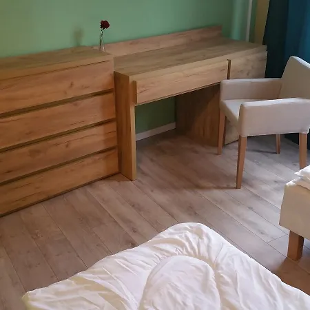 Hostel Kaktus 2 *